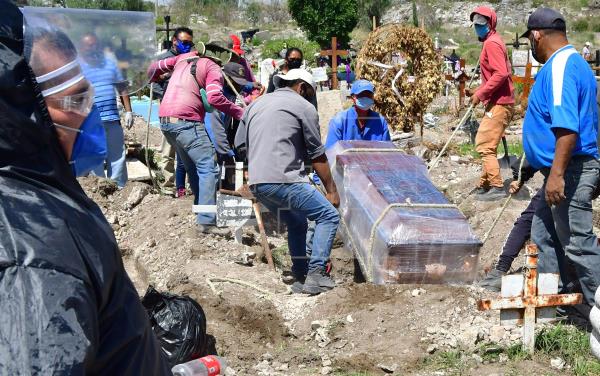 México rebasa los 62,000 fallecidos por COVID19 mexico-rebasa-los-62000-fallecidos-por-covid19